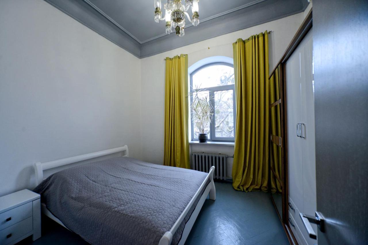 Artol Gorodetskogo apartment Kiev Eksteriør bilde